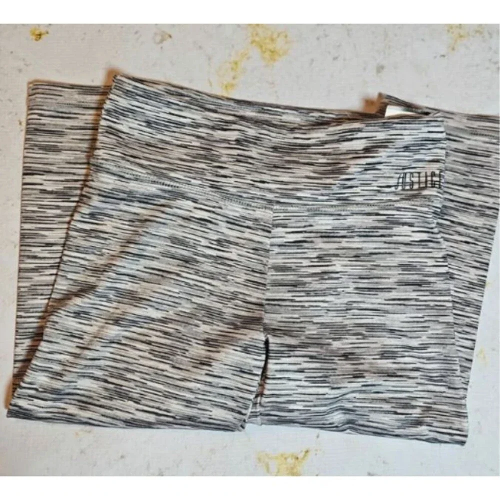 Justice Active Cropped Leggings | Girls Size 10 | Gray Black Space-Dye | EUC